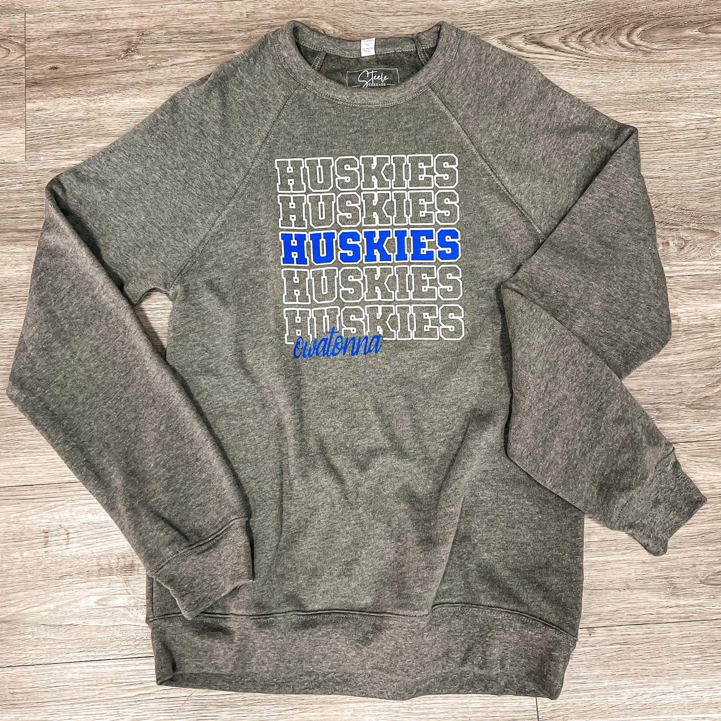Huskies on Repeat Crew- Grey