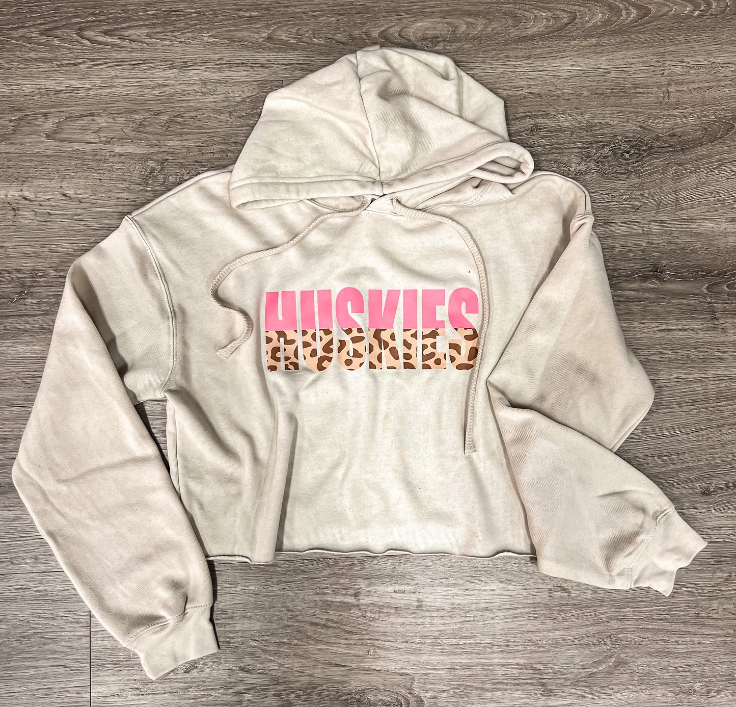 Huskies Cheetah Print Cropped Hoodie