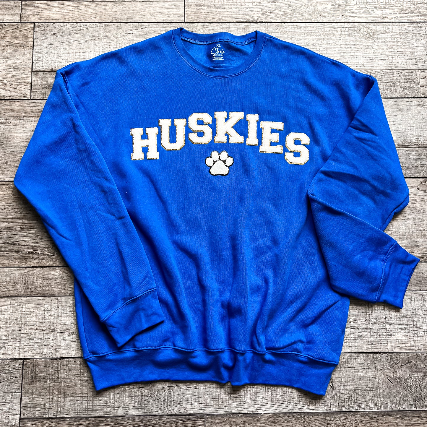 Huskies Patch Sweatshirt